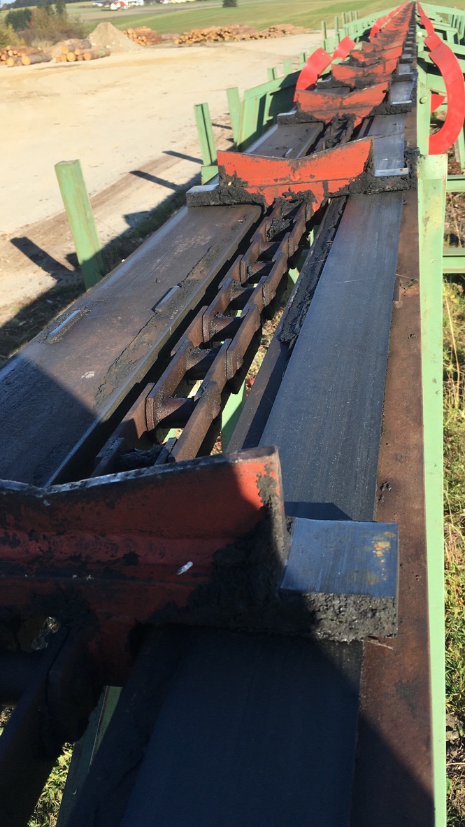 Log yard - Image 12
