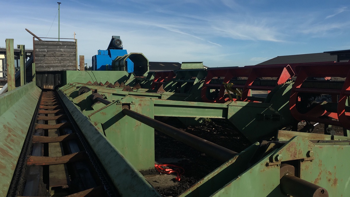 Log yard - Image 10