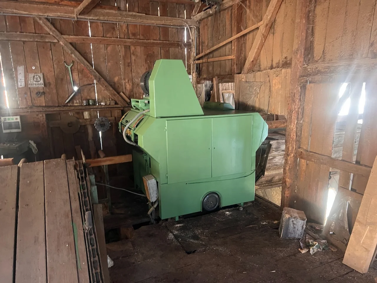 Trimming and resawing saw - Image 2