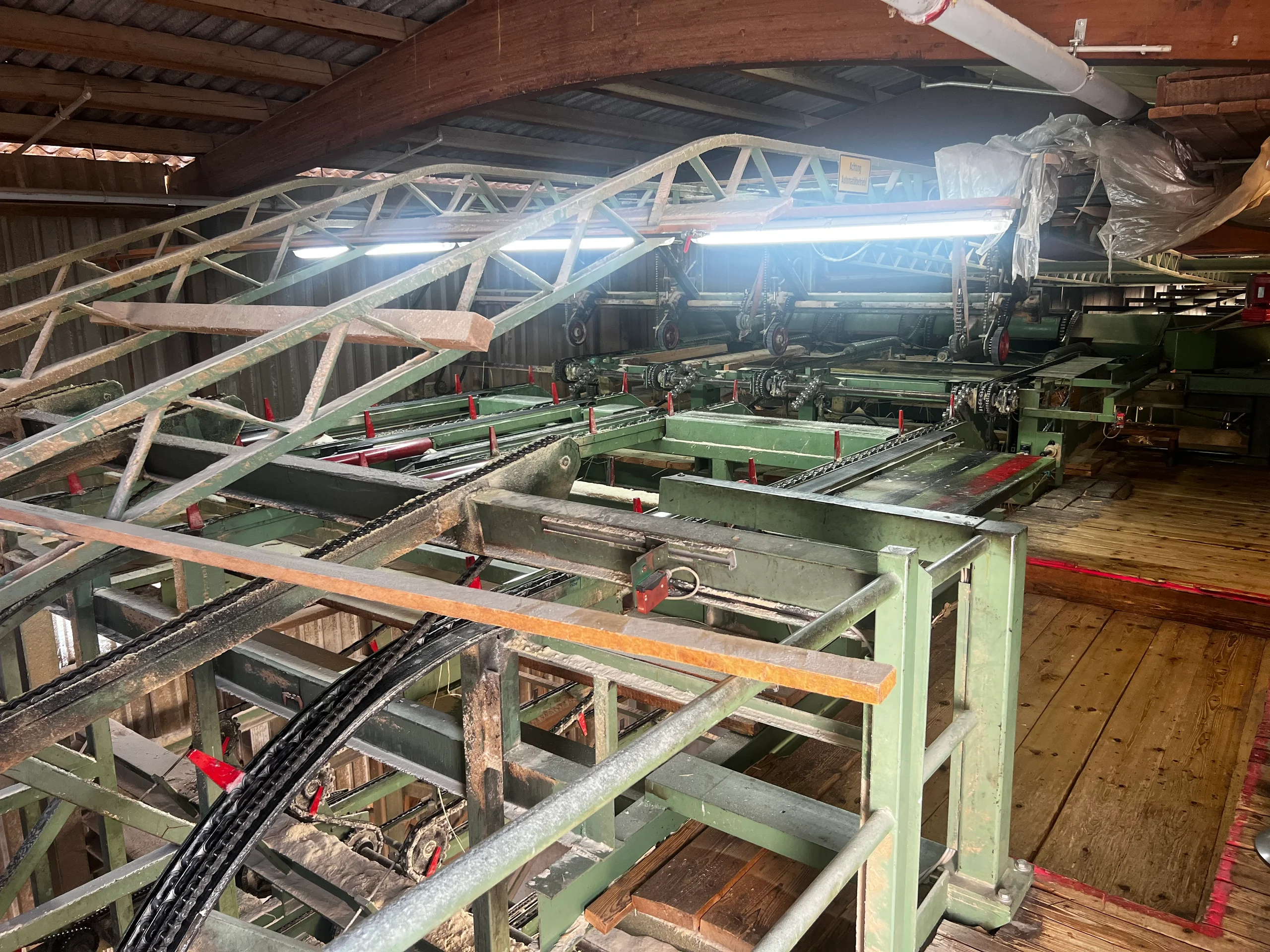 Lumber sorting line - Image 7