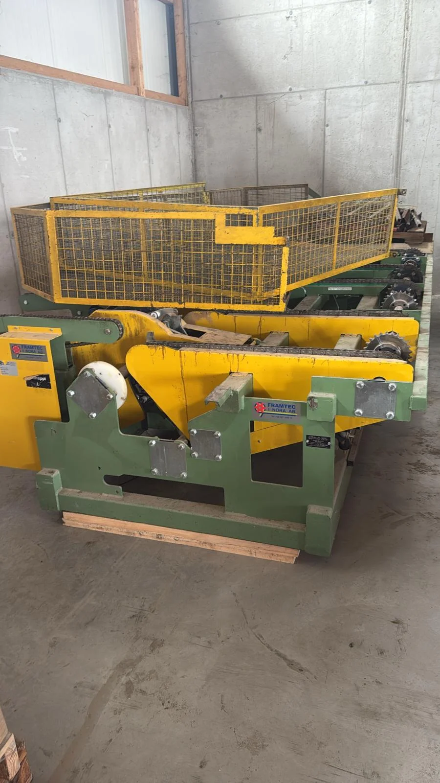 Tongue feeder Tongue feeder - Image 4