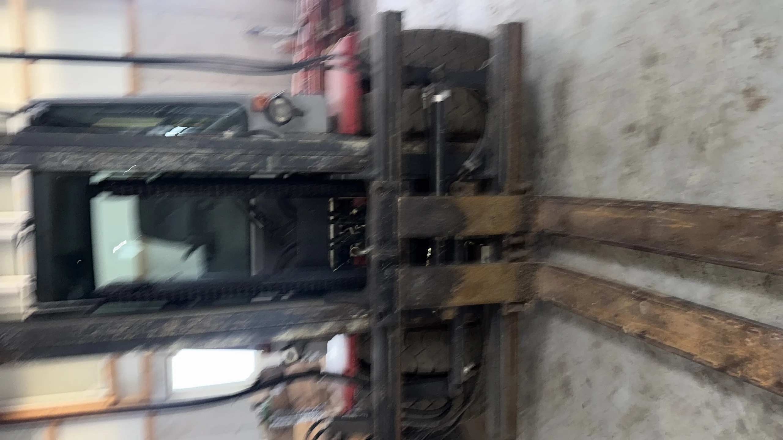 KALMAR DCE 60-6 front loader - Image 10